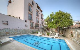 Nazar Hotel